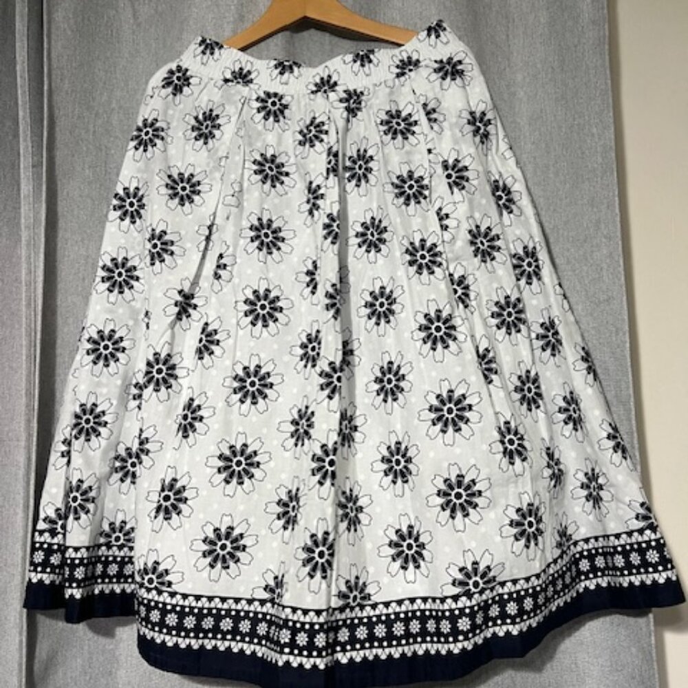 Tommy Hilfiger 100% cotton lined skirt, EXCELLENT condition